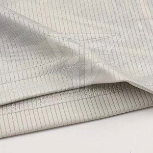 เสื้อฟุตบอลแบบกำหนดเองรุ่นใหม่ปี 2024 ดีไซน์หลากหลาย ราคาดีที่สุด ผลิตจากโพลีเอสเตอร์ 100% สีและโลโก้สั่งทำได้ คุณภาพสูงสำหรับผู้ใหญ่ - Product Image 5