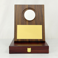 Boîte en bois de noyer vierge avec plaque, trophée d'entreprise en bois avec certificat plaqué or MH-LJ0807