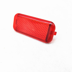 Réflecteurs de lumière de porte rouges à clipser en plastique 8KD947412 pour panneaux latéraux de véhicules Volkswagen Skoda Audi - Product Image 4