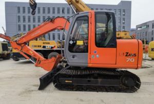 Excavadora usada de 7 toneladas en buenas condiciones de trabajo original Excavadora Hitachi ZX70 usada a la venta - Product Image 5