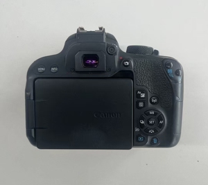 Cámara Digital de Nivel Básico Usada, Modelo 800D, Sensor APS-C CMOS, 24MP, Pantalla Táctil - Product Image 1