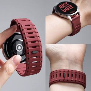Correa Deportiva de Silicona Magnética Transpirable de 22 mm, Compatible con Relojes GT6 Watch 5 GT5 Pro, Estilo Shark - Product Image 4