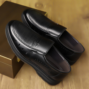 Zapatos de Vestir Casuales de Oficina para Hombre, de Piel, Sin Cordones, Tacón Bajo, Transpirables, con Suela de Goma, Wenzhou Zhejiang - Product Image 1