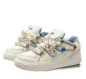 Baskets de course pour femmes blanches, respirantes, en maille, à semelle épaisse et rehaussée, tendance - Product Image 5