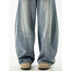 Jeans de Mezclilla para Hombre, Corte Recto, Talle Medio, Color Azul Claro, Bordados y Desgastados - Product Image 3