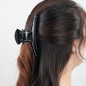 Pince à cheveux longue élégante en résine acrylique couleur unie marron noir pour femme – Créativité et mode - Product Image 2