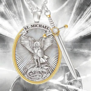 Collana Vintage arcangelo Saint Michael con spada e croce protezione scudo santo angelo ali maglione catena stile - Product Image 5
