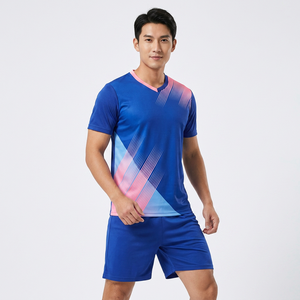 เสื้อเทนนิสคอวีสีน้ำเงินสำหรับผู้ชายพร้อมลายพิมพ์ไล่ระดับสีชมพูสีน้ำเงิน ชุดกีฬาฤดูร้อนแขนสั้นแบบพอดีตัว - Product Image 1