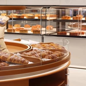 Vitrine ou comptoir de présentation pour pain, pâtisserie et gâteaux avec éclairage, en fer et bois combinés, pour centre commercial et boulangerie - Product Image 4
