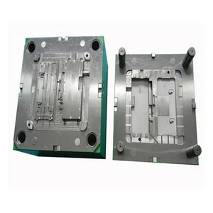 Fabricant de moules en plastique sur mesure, service de moulage par injection - Product Image 2