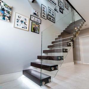 <span class=keywords><strong>Escalera</strong></span> <span class=keywords><strong>de</strong></span> <span class=keywords><strong>madera</strong></span> <span class=keywords><strong>con</strong></span> barandilla <span class=keywords><strong>de</strong></span> vidrio <span class=keywords><strong>Escalera</strong></span> flotante recta hecha en China para interiores - Product Image 4