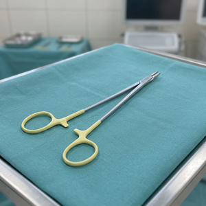 Pinces porte-aiguilles de Nouvelle-Orléans avec mâchoires texturées pour la chirurgie générale, instrument manuel de classe I certifié CE - Product Image 2