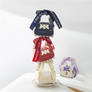 Boîte à chocolats de mariage personnalisée en gros avec logo, biodégradable, réutilisable, durable, pliable, idées de boîtes CMYK, avec ruban - Product Image 2