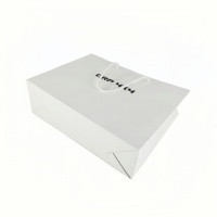 Sac cadeau en papier personnalisé avec impression de marque, sac de shopping en papier d'art avec poignée pour boutique