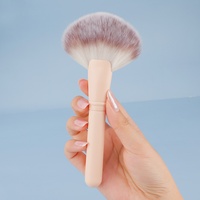 Nouveau pinceau éventail large à fibres artificielles et manche en bois pour fond de teint, poudre fixatrice et illuminateur - Pinceau de maquillage multifonctionnel