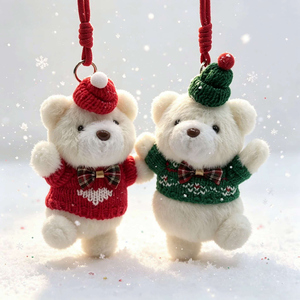 Llavero de peluche de oso con suéter navideño, decoración para árbol de Navidad y mochila, bonito adorno de compañía para regalo de Navidad - Product Image 1