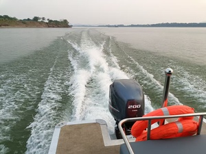 2025 nuevo barco pontón deportivo de fibra de vidrio de lujo precio de fábrica 22 pies 25 pies Tritoon de aluminio para venta al por mayor, fiesta y ocio de pesca - Product Image 3