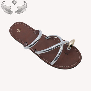 Sandalias Planas de Playa de Alta Calidad, Modernas, de Alta Demanda, Casuales, Ligeras, para Mujer, con Logotipo Personalizado y Empaque - Product Image 2