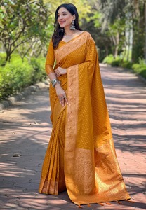 Sarees en soie de qualité supérieure Banarasi Katan pour les femmes fête et festival porter saree indien et pakistanais disponible à la quantité en vrac - Product Image 5
