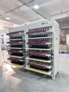 <span class=keywords><strong>Machine</strong></span> de classement de capacité de décharge de Charge de batterie au Lithium 128 canaux 5V 10A 20A 30A pour cellule prismatique - Product Image 3