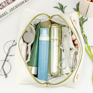 <span class=keywords><strong>Trousse</strong></span> <span class=keywords><strong>de</strong></span> <span class=keywords><strong>Toilette</strong></span> <span class=keywords><strong>de</strong></span> Voyage pour Maquillage, Grande Capacité, Imperméable en Cuir PU, Multifonctionnelle, pour Femmes et Filles - Product Image 3