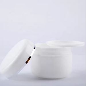 Pot cosmétique minimaliste en PP blanc avec détails argentés subtils - Product Image 6