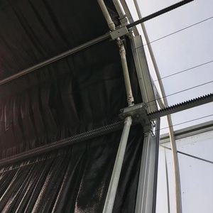 Cubierta de película para invernadero agrícola de un solo tramo Skyplant, con oscurecimiento y privación de luz para el cultivo comercial de hortalizas y hongos - Product Image 5