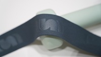 Bande élastique professionnelle de 1,25 pouce en charbon de bois, gaufrée 3D, respectueuse de la peau, avec logo en relief, pour vêtements de sport, OEM/ODM disponible
