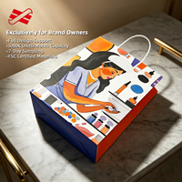 Sac en papier personnalisé imprimé avec motif artistique intégral et poignée torsadée pour la vente en gros de cosmétiques