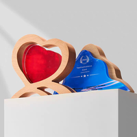 Trophée en cristal en bois massif coloré de forme personnalisée de haute qualité au design créatif