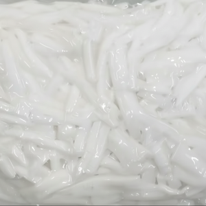 Viande de noix de coco congelée de qualité supérieure Vietnam chair jeune pelée naturelle idéale pour la crème smoothie et la fabrication d'aliments - Product Image 1