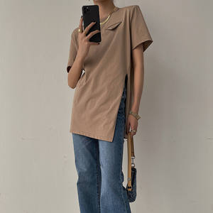 Camiseta Corta de Verano para Mujer, Estilo Urbano, con Estampado, Tejida, con Abertura Lateral, Venta al Por Mayor, Casual - Product Image 4