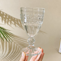 Vintage personnalisé pour verre à vin clair gaufré à la main de forme ronde capacité de 250ml utilisation de fête