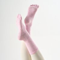 Chaussettes de sport de yoga et de Pilates à cinq doigts pour femmes, chaudes et confortables, prix de gros, personnalisables