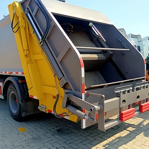 <span class=keywords><strong>Camion</strong></span> compacteur de déchets Howo 4x2 4000L à chargement arrière, <span class=keywords><strong>camion</strong></span> <span class=keywords><strong>poubelle</strong></span> d'<span class=keywords><strong>occasion</strong></span> - Product Image 1