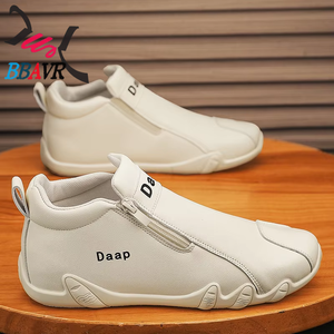Bottes de moto et de skateboard montantes pour hommes, style britannique, durables, antidérapantes, décontractées, noires, collection 2025 - Product Image 2