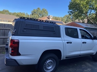 Bâche rigide pour camion robuste, couvercle de benne en aluminium, coque de camping-car, Ford F250 F350 Super Duty Ranger 2017-2024, tente de toit pour porte arrière