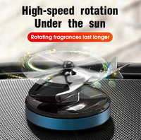 Diffuseur d'arômes solaire rotatif en forme d'avion de chasse créatif pour voiture, ornement décoratif, parfum et désodorisant automobile, vente en gros