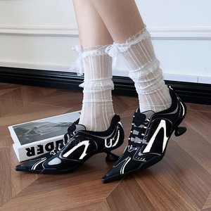 Baskets à <span class=keywords><strong>talon</strong></span> chaton pour femmes, logo personnalisé, vente en gros OEM, design futuriste argenté avec superposition en TPU pour soirées et clubs, livraison rapide - Product Image 2
