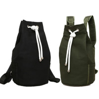 Sac à cordon de tirage avec logo personnalisé sac à dos de sport à bandoulière en couleur sac de cadeaux à cordon en polyester imperméable recyclé avec poche