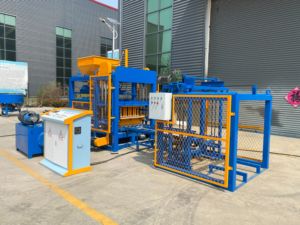 QT4-15 hoàn toàn tự động xi măng Máy làm gạch bê tông lát khối rỗng Khối Máy đa chức năng Brazil - Product Image 4