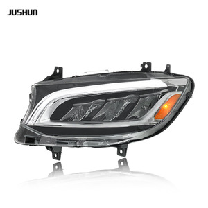 19-23 Mercedes-Benz Sprinter Conjunto de faros delanteros LED de gama alta Dirección diurna Color amarillo claro para uso en automóviles - Product Image 4