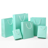 Ching TA Meilleure vente sacs en papier à long manche écologiques pour vêtements bijoux Logo personnalisé taille Stock chaud multi-spécifications