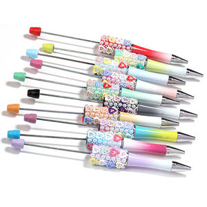 Stylo promotionnel multifonctionnel en plastique en forme de cœur avec perles, fleurs colorées et paillettes acryliques, pour écriture fluide et DIY - Product Image 4
