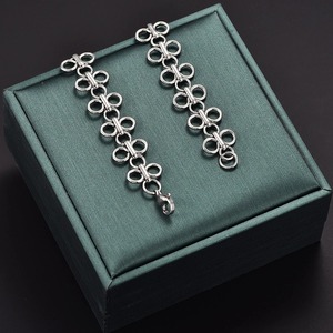 กำไลข้อมือสแตนเลสสีเงินทรงกลม  แบบมีจี้  สำหรับผู้หญิงและผู้ชาย - Product Image 6