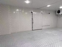 Panneaux d'isolation en polyuréthane PU de 150 mm pour toiture de chambre froide et isolation de chambre froide d'entrepôt, design industriel