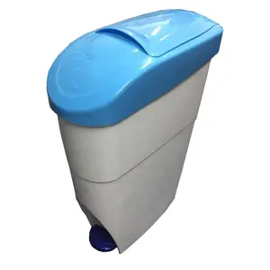 महिलाओं के शौचालयों के लिए प्लास्टिक की कम कीमत वाले प्लास्टिक सैनिटरी डिब्बे पैर से संचालित कचरा डिब्बे