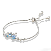 Bracelet Chaîne Ajustable Tendance en Cuivre Bleu avec Breloques Lune et Étoile pour Femme – Bijou Fantaisie Idéal pour un Cadeau