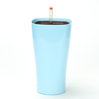 Pot de fleurs en plastique avec indicateur de niveau d'eau, design conique moderne et minimaliste. Idéal pour la décoration de bureau/maison. Finition peinture cuite au four