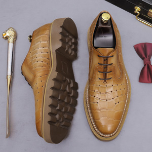 Zapatos de boda retro británicos de cuero genuino para hombre, transpirables, tallas grandes, para uso diario, informal y de negocios. - Product Image 2